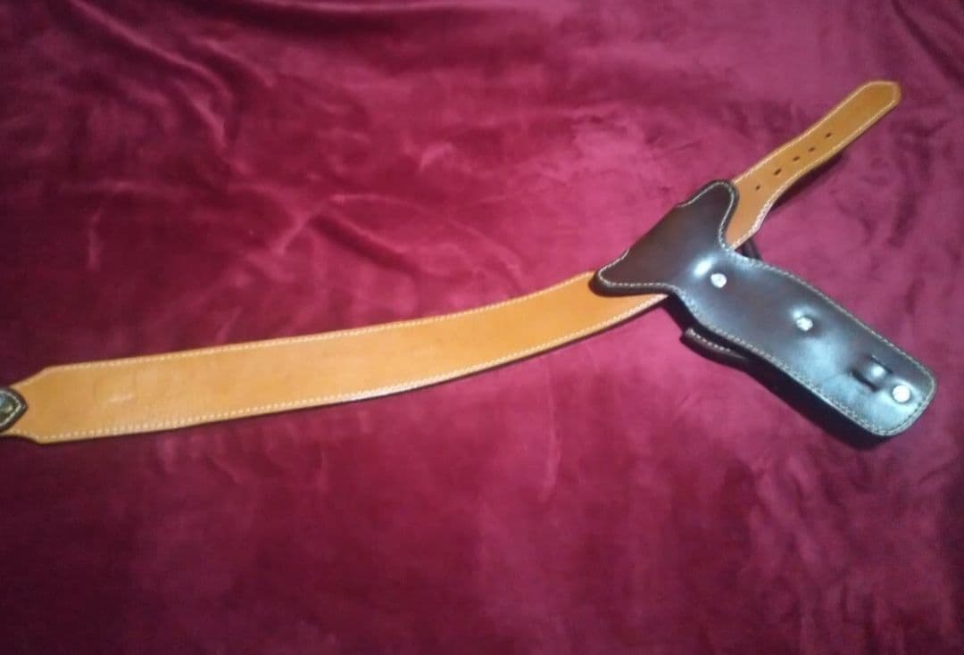 早撃ちホルスター、ガンベルトメタル入り左用SAAピースメーカー用