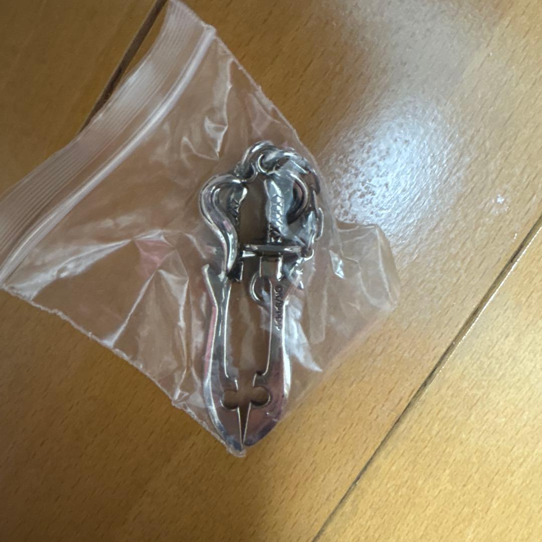 お値下げ不可！BLEACH 斬魄刀 コレクションチャーム 4点セット - メルカリ