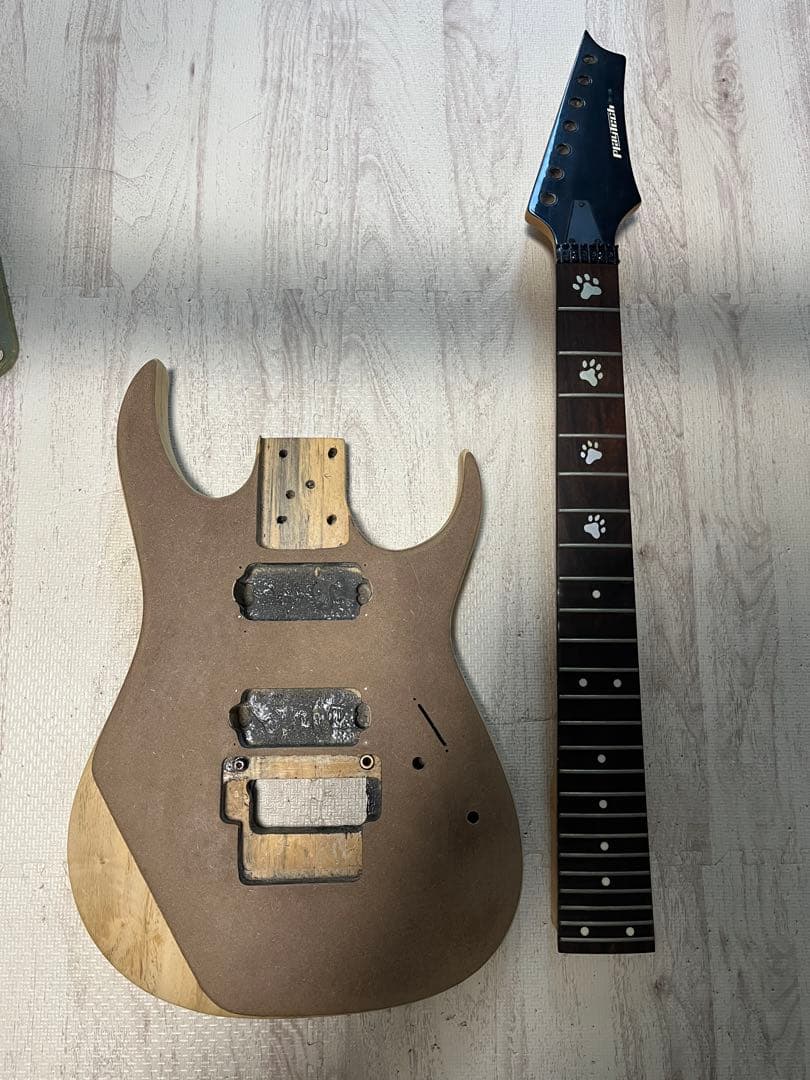 ジャンク】7弦ギターボディー・ネック(スキャロップ) - メルカリ