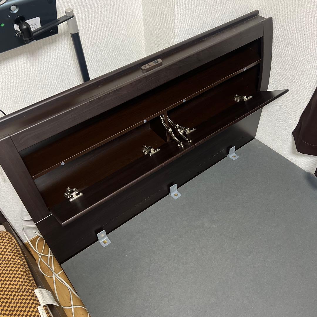 ニトリ ダークブラウン セミダブル ベッドフレーム