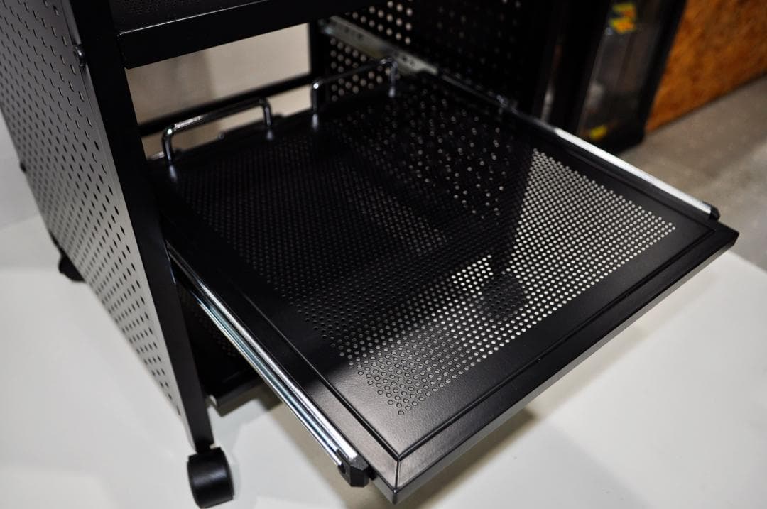 【中古品】Bauhütte （バウヒュッテ）ゲーム機収納ラック 4段 ブラック