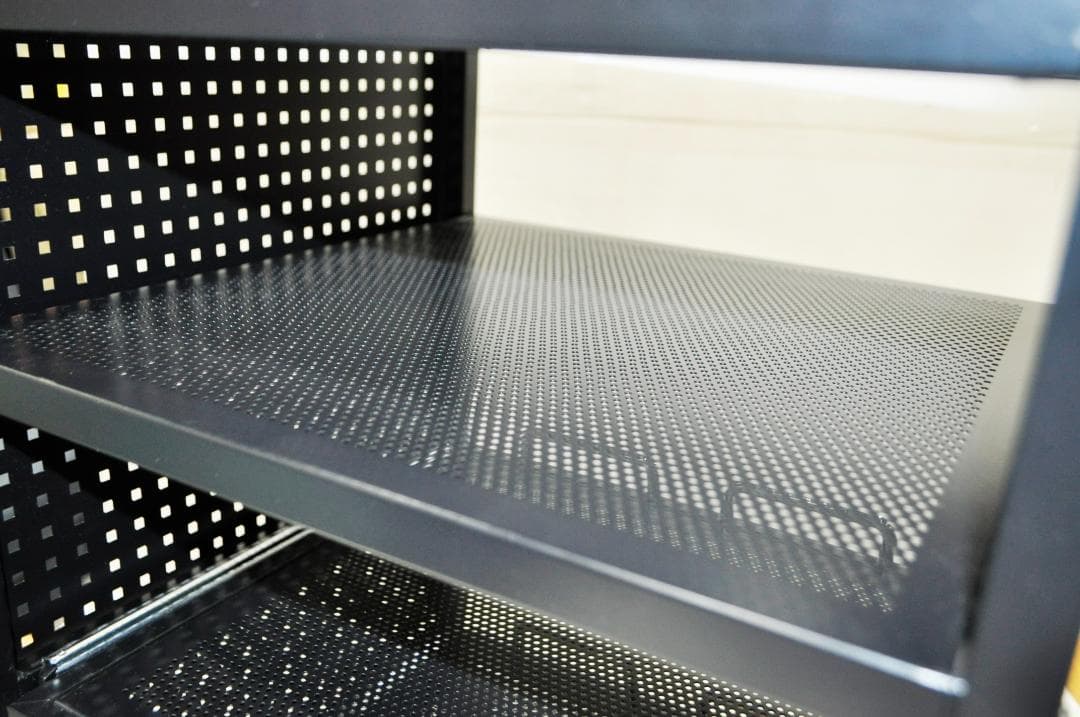 【中古品】Bauhütte （バウヒュッテ）ゲーム機収納ラック 4段 ブラック