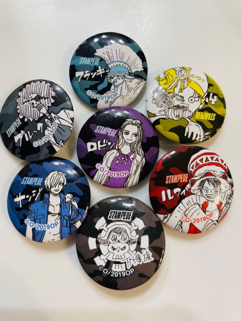 ワンピース 缶バッジ 7個セット - メルカリ