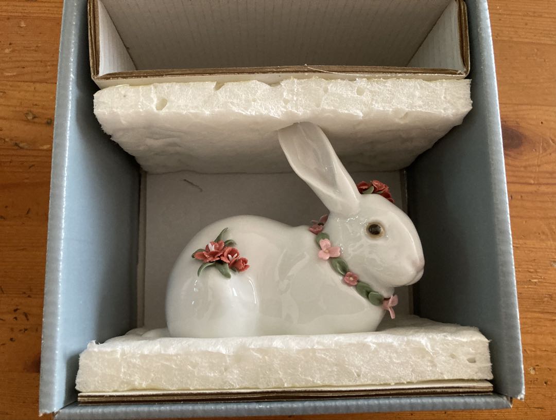 LLADRO リヤドロ 花うさぎ スペイン#7578陶器製箱付 新品未使用品レア