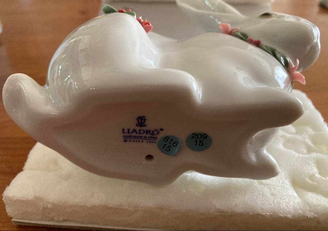 LLADRO リヤドロ 花うさぎ スペイン#7578陶器製箱付 新品未使用品レア