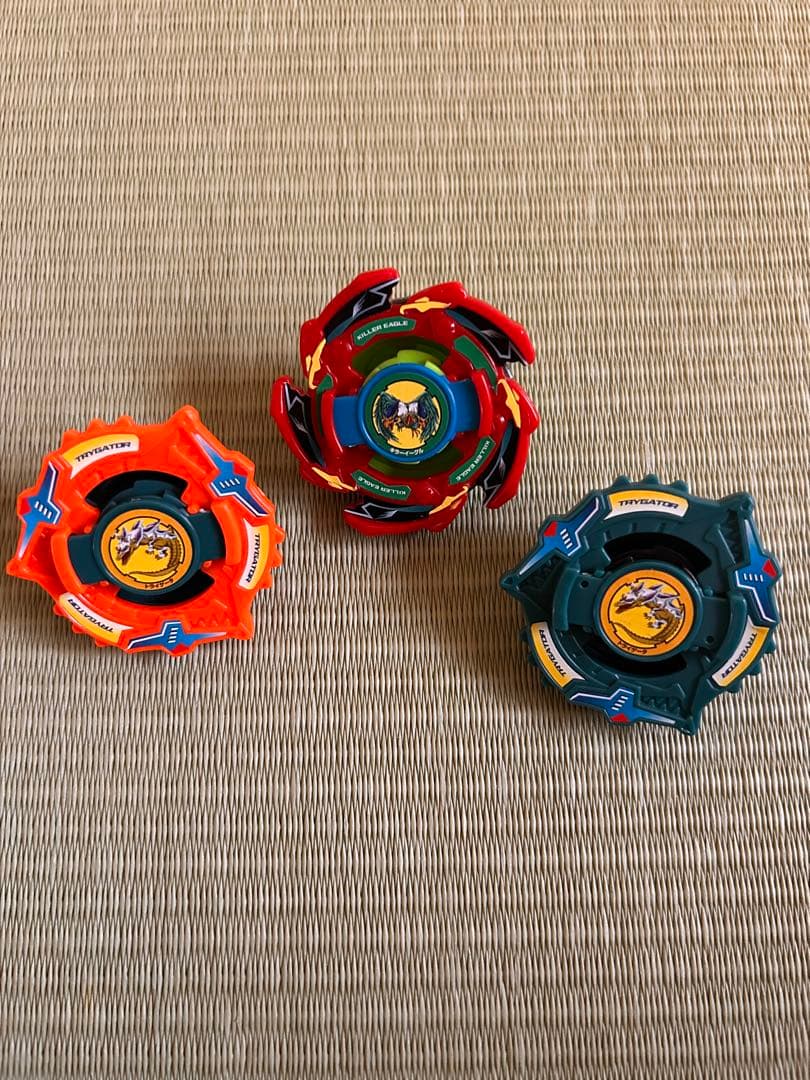 激レア　ベイブレード　ランダムブースター9 アタリ　トライゲータ　キラーイーグル