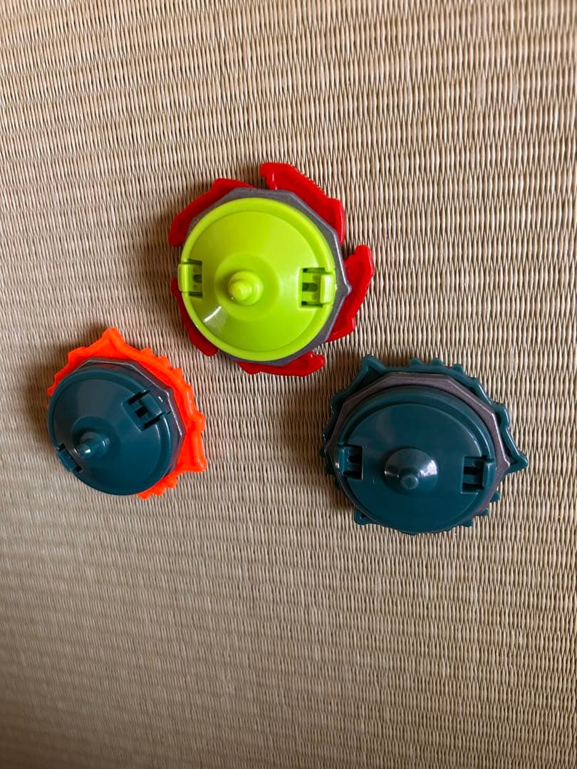 激レア　ベイブレード　ランダムブースター9 アタリ　トライゲータ　キラーイーグル