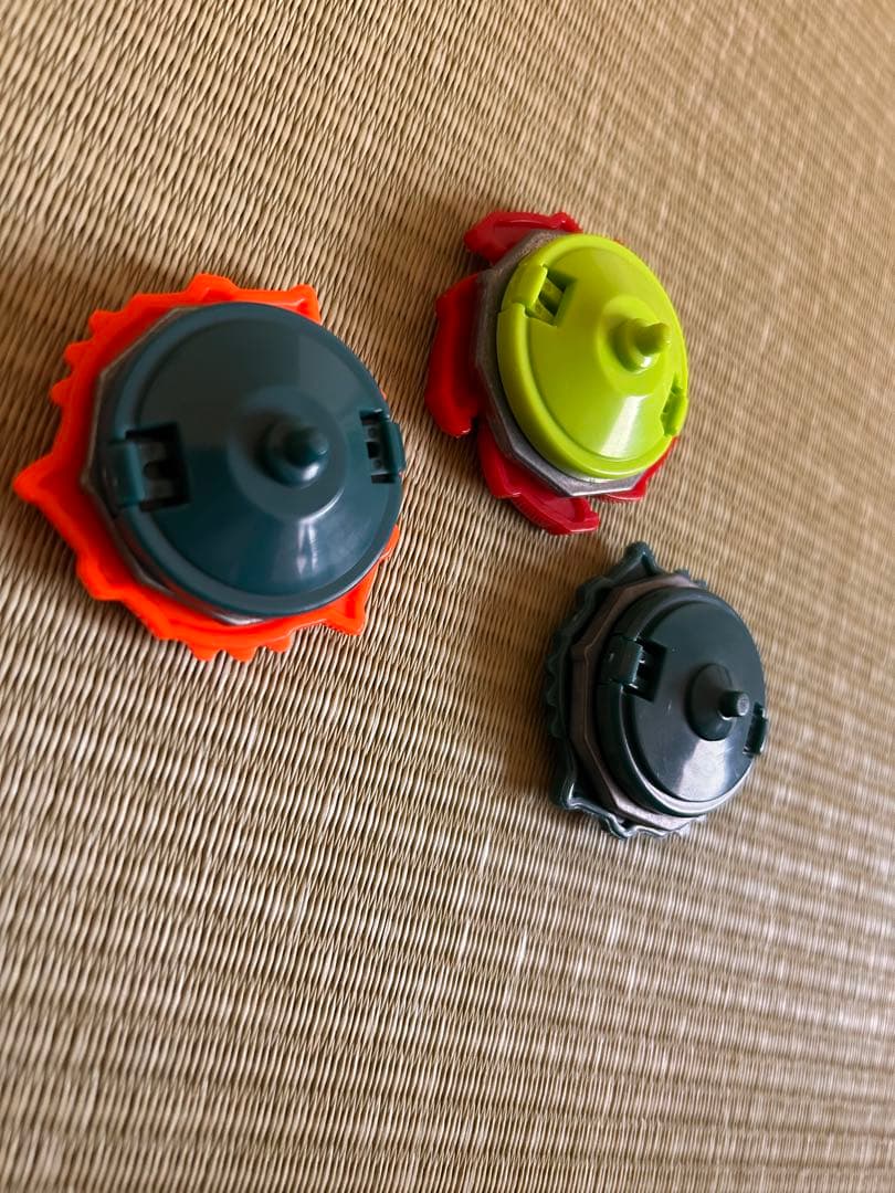 激レア　ベイブレード　ランダムブースター9 アタリ　トライゲータ　キラーイーグル