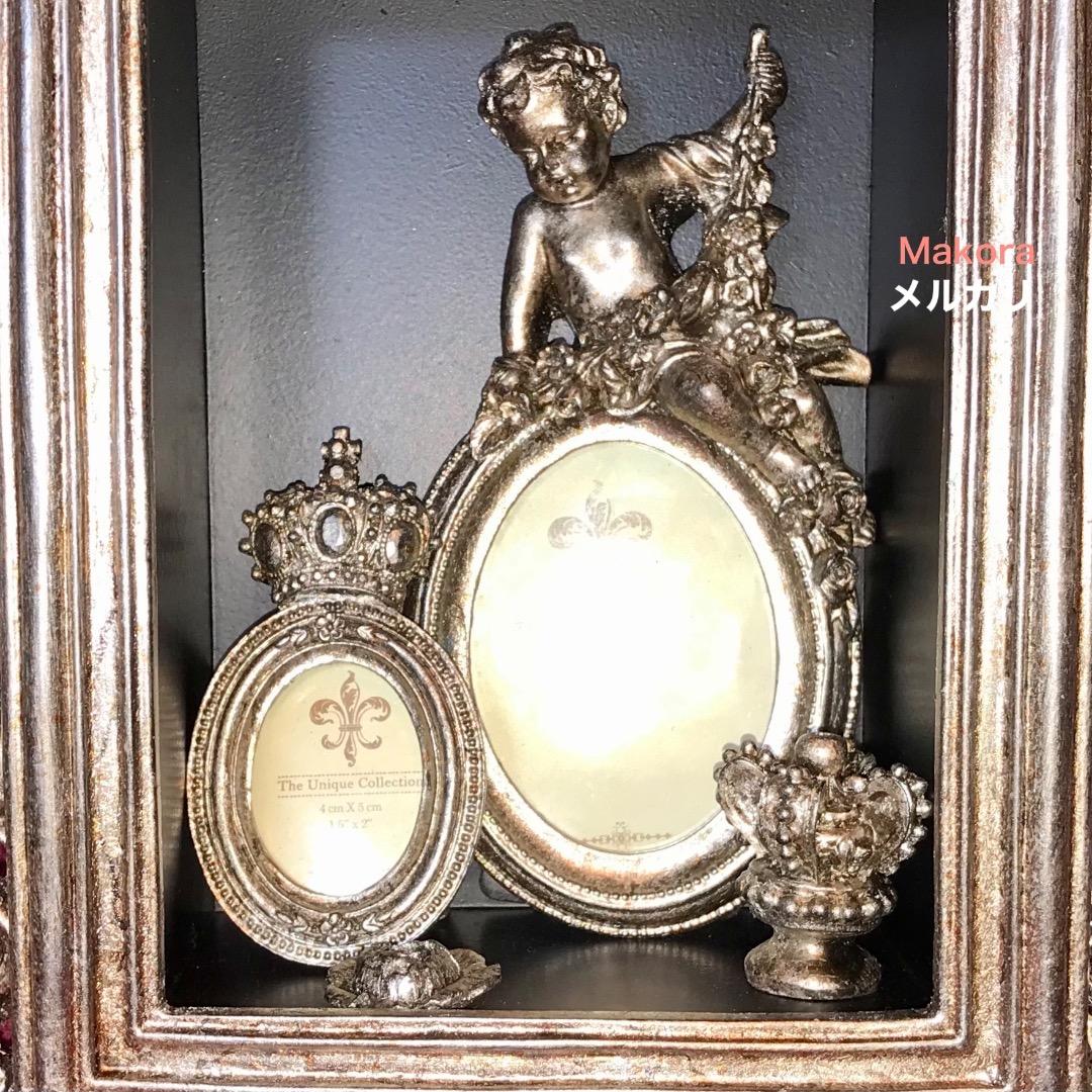 アンティーク風　壁掛け飾り棚★フォトフレーム2個付