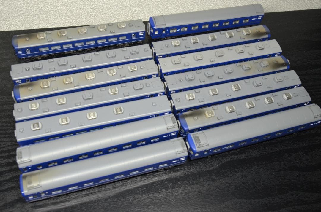 精密加工品】KATO 寝台急行はまなす 給電エンジン代替車付き 14両