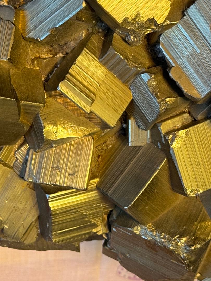 【巨大&希少】パイライト(黄鉄鉱) クラスター 原石 12kg