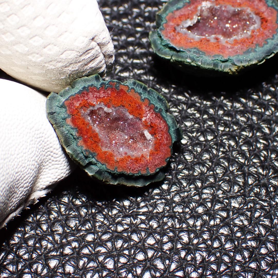 天然石 トレジャーめのう 赤 ペア 1 原石 水晶 鉱物標本 パワーストーン