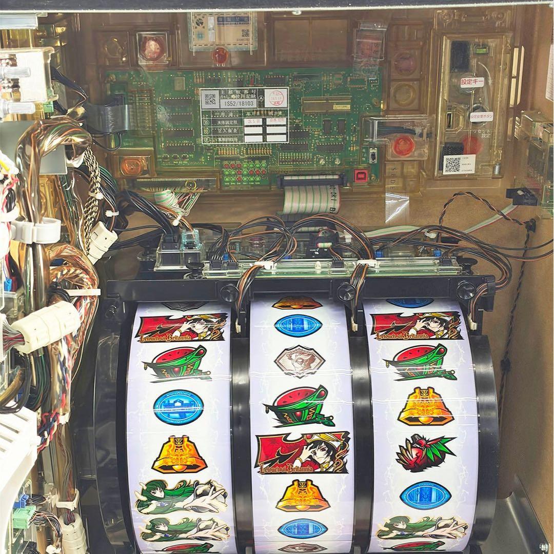 コードギアスR2 パチスロ 実機 送料込み コイン不要機 - メルカリ