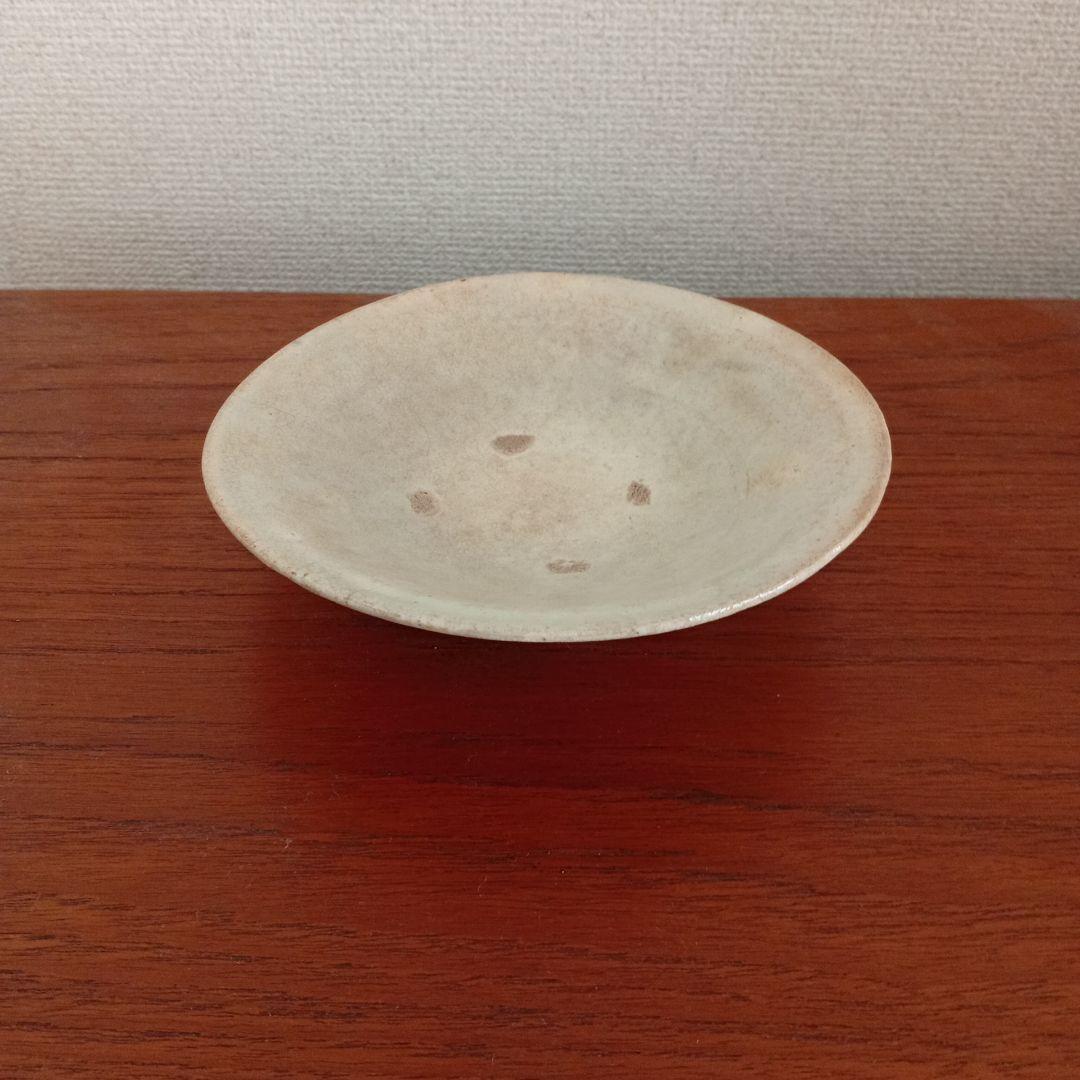 李朝　粉引　柔手　金海　平茶碗　（古唐津、李朝、高麗） i-img1198x898-