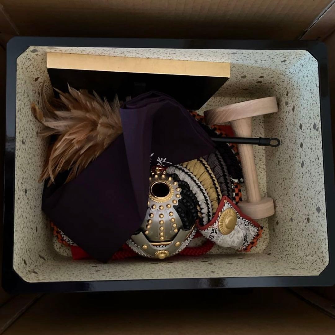 久月　兜　五月人形　こどもの日　端午の節句　加藤峻厳作　黒子札　紫裾濃縅