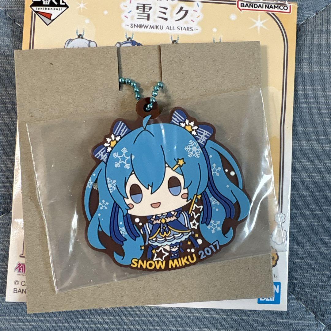 雪ミク 一番くじ ビッグアクリルスタンド ラバーチャーム 2017 - メルカリ