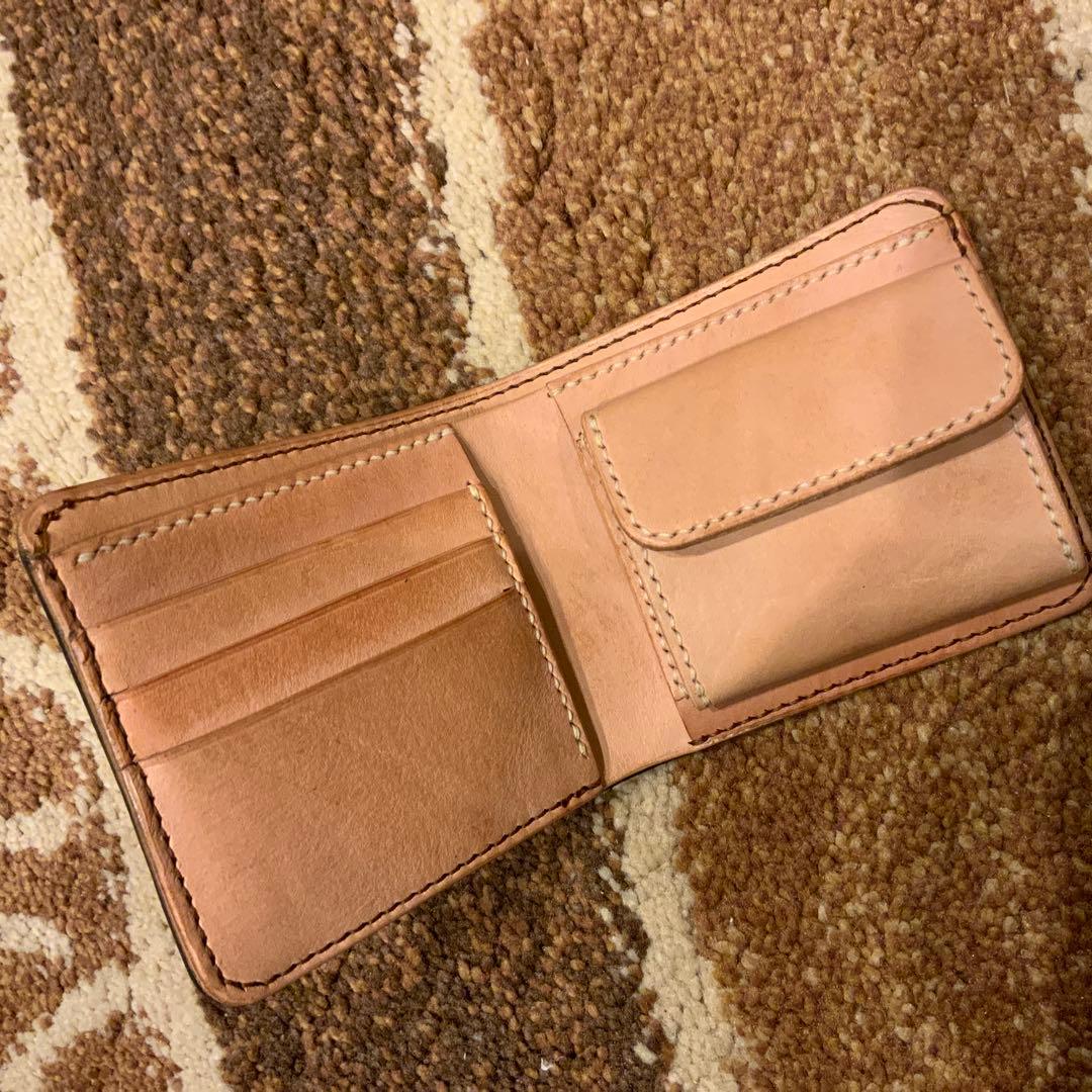 未使用 分厚い黒の本革を使用した二つ折り財布 ハンドメイド