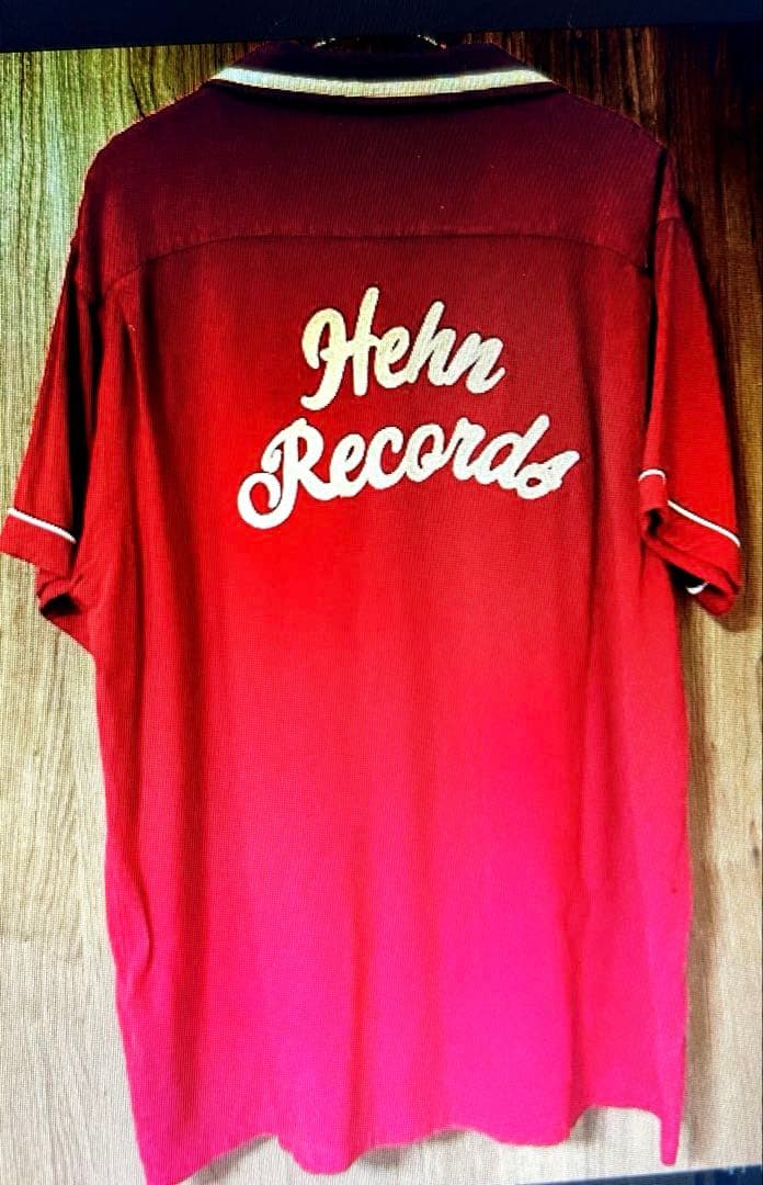 価格ご相談下さい。未開封 藤井風 ヘンレコユニフォーム RED Mサイズ