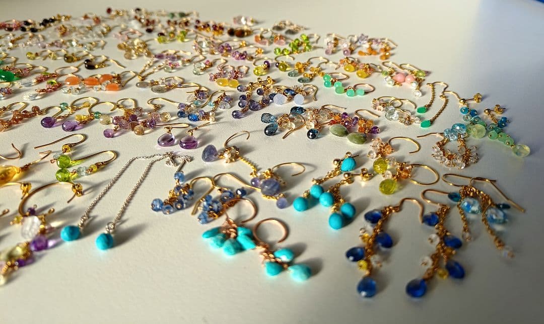 ハンドメイド天然石アクセサリーまとめ売り100点↑