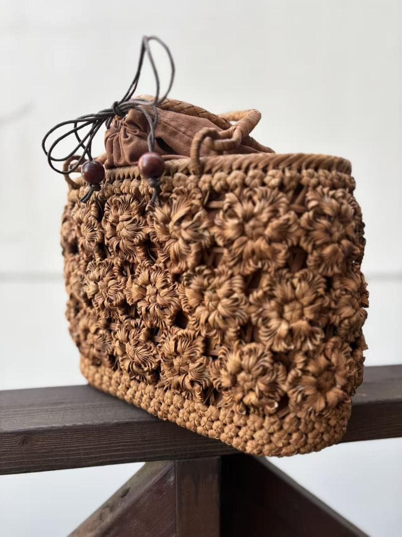 山葡萄籠バッグ　山葡萄かごバッグ　内布あり　花編み　オリジナルデザイン