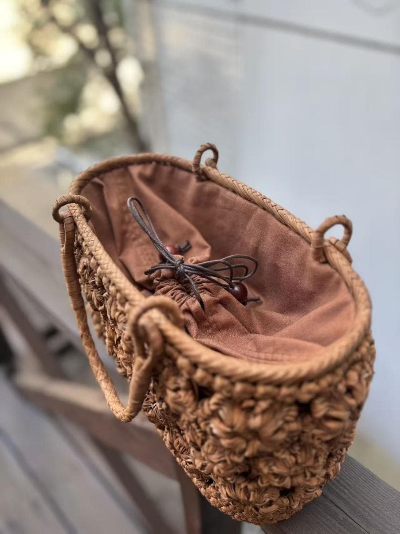 山葡萄籠バッグ　山葡萄かごバッグ　内布あり　花編み　オリジナルデザイン