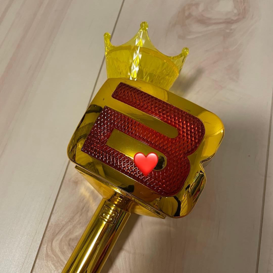 BIGBANG 王冠付きペンライト ゴールド 10周年 - メルカリ