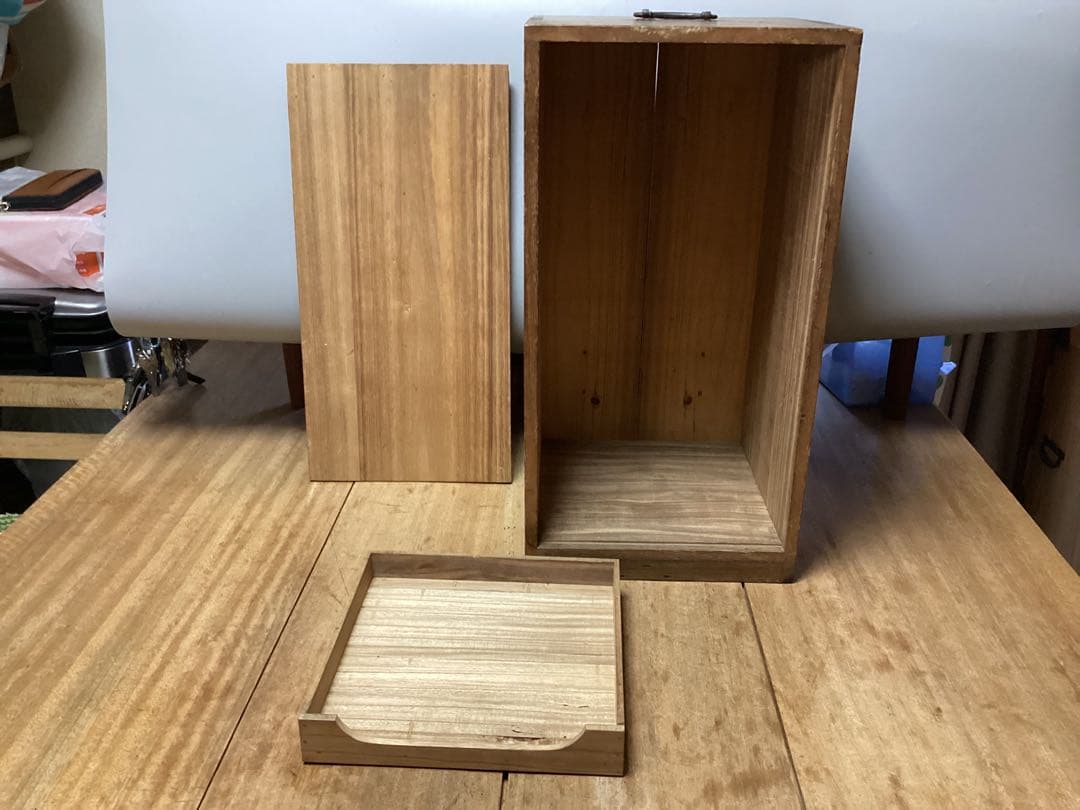 輪島製朱地藻紋刻 五段 重箱 台付 (検) 堆朱 鎌倉彫