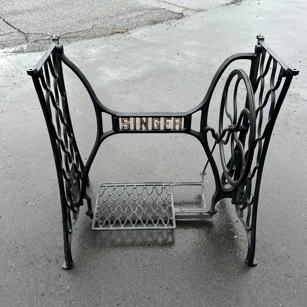 シンガー　網目ミシン脚　工業用　ミシン台　テーブル脚　アンティーク　レトロ
