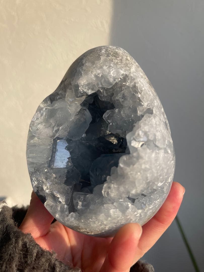大粒結晶✨たまご型 セレスタイト♡天青石