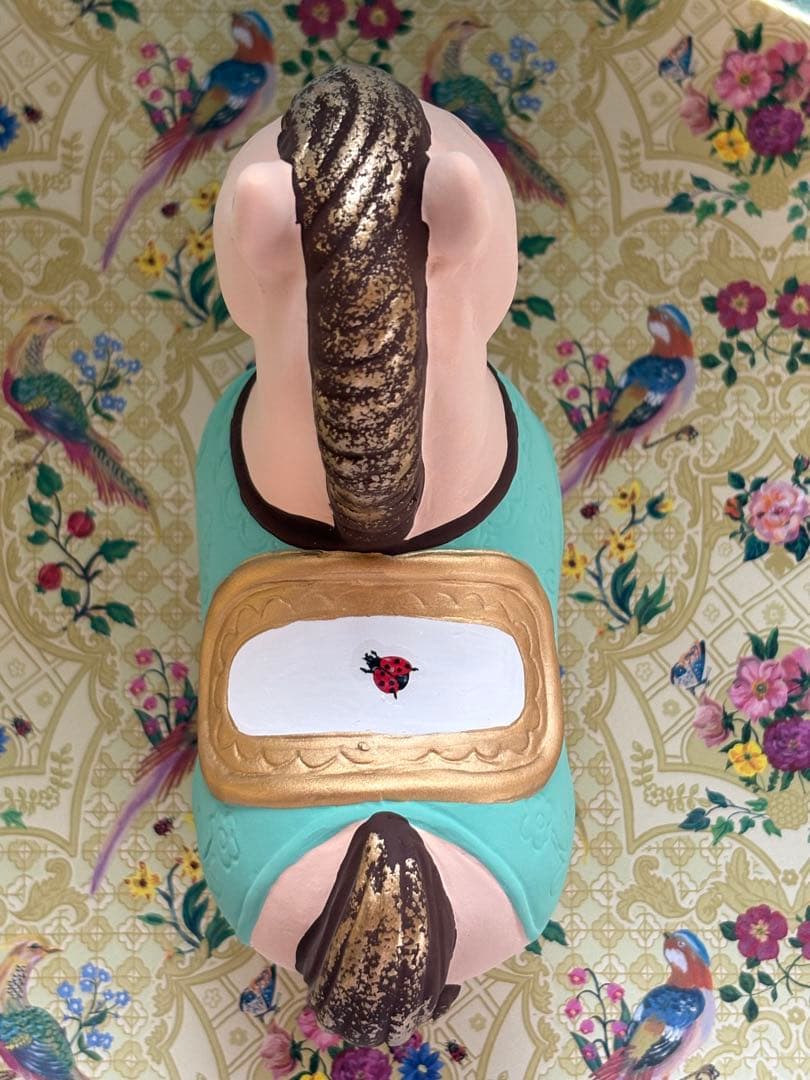 ナタリーレテ　2026年干支置物　午　招き猫　アフタヌーンティーオンライン限定品