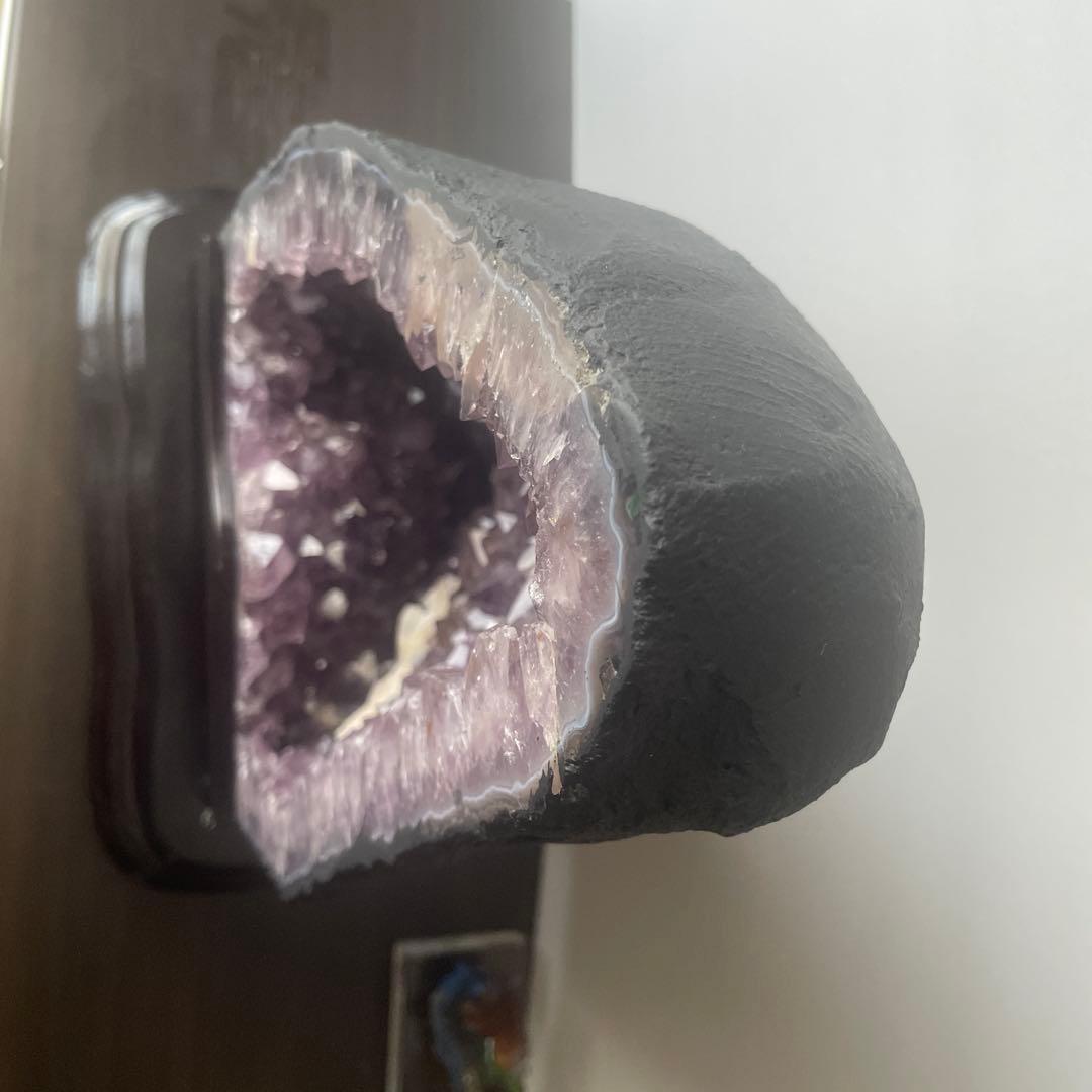 ⭐︎ウルグアイ産アメジストドーム　カコクセナイト　カルサイト共生