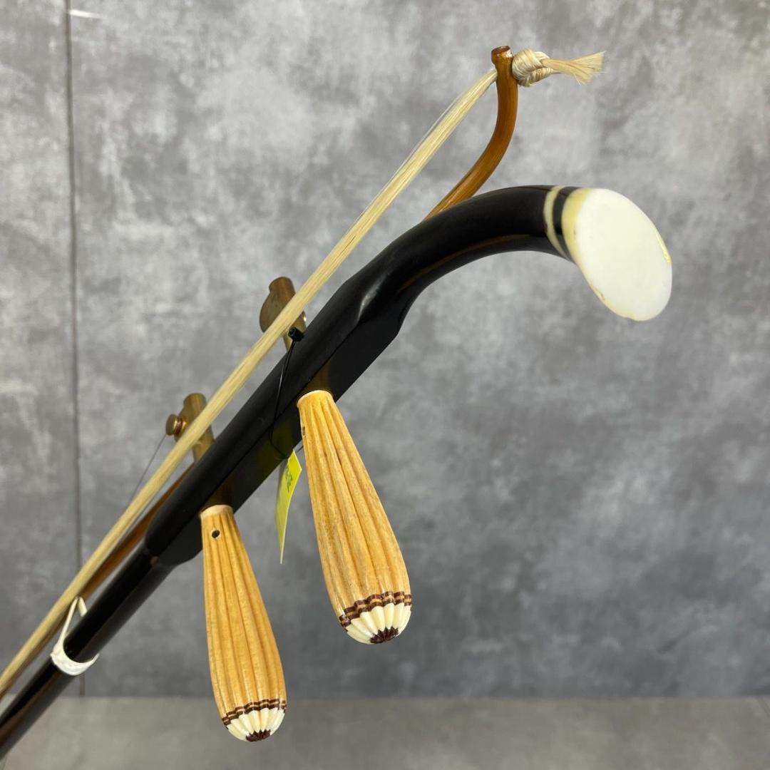 未使用品 二胡 DUNHUANG 上海民族楽器 敦煌牌 蛇革 中国美術 - メルカリ