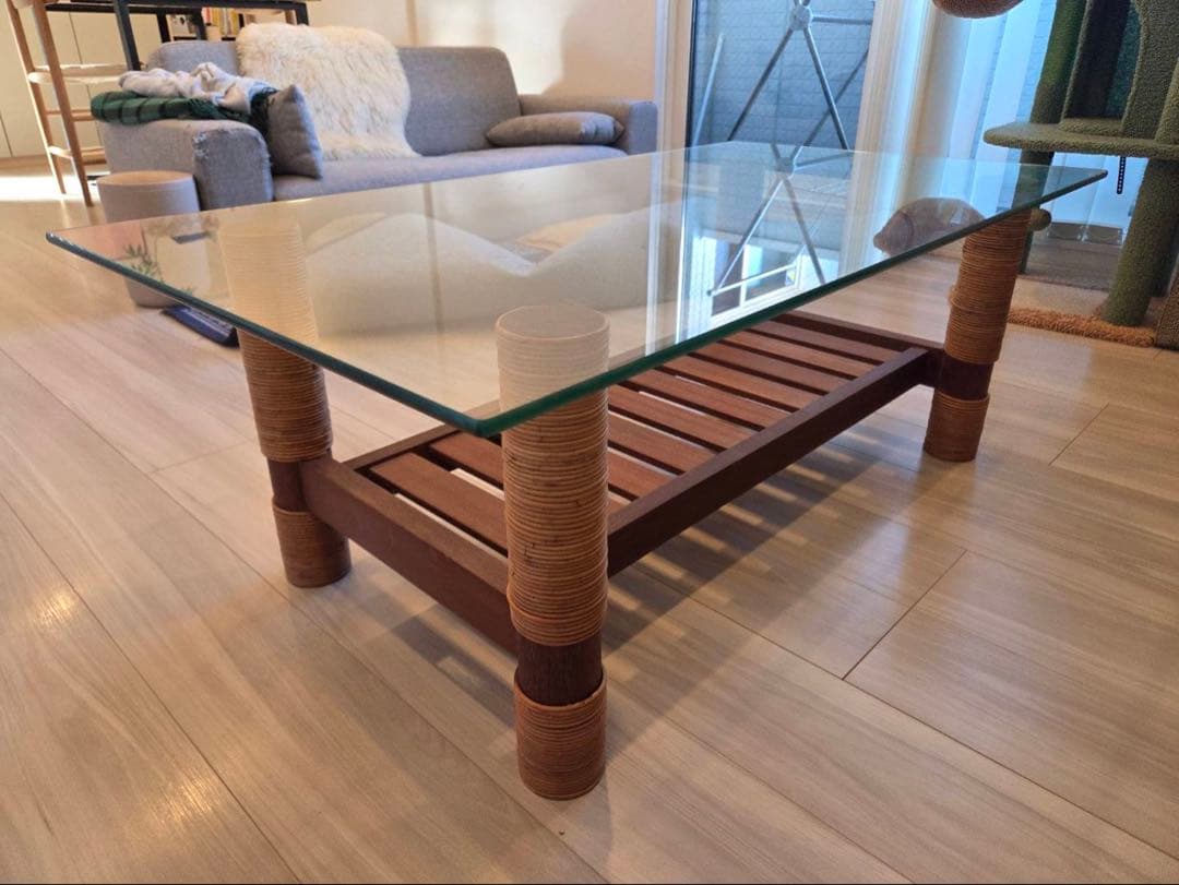 【2/1迄限定値下げ】WISE・WISE ガラステーブル