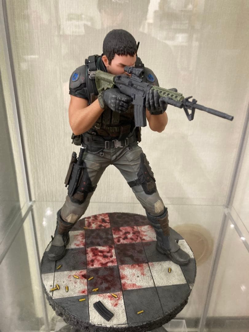 バイオハザードBIOHAZARD ARTFXフィギュア レオン&クリス - メルカリ