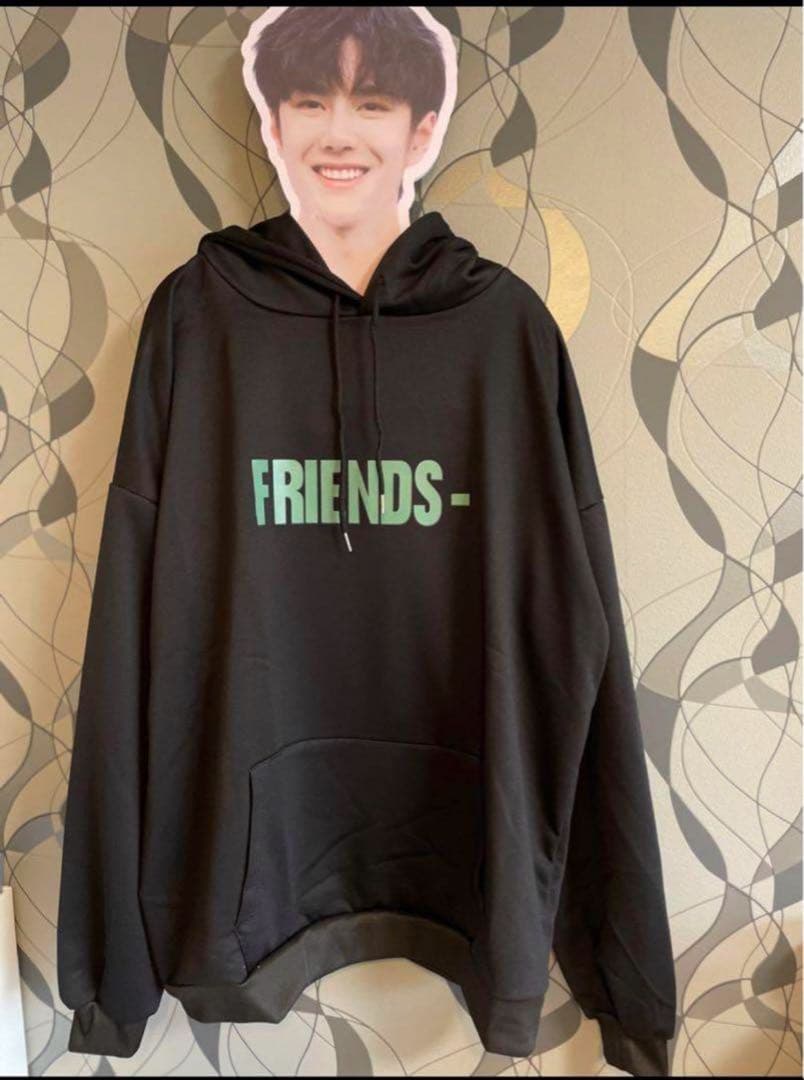 陳情令　王一博 「FRIENDS」&「V」パーカー　XLサイズ