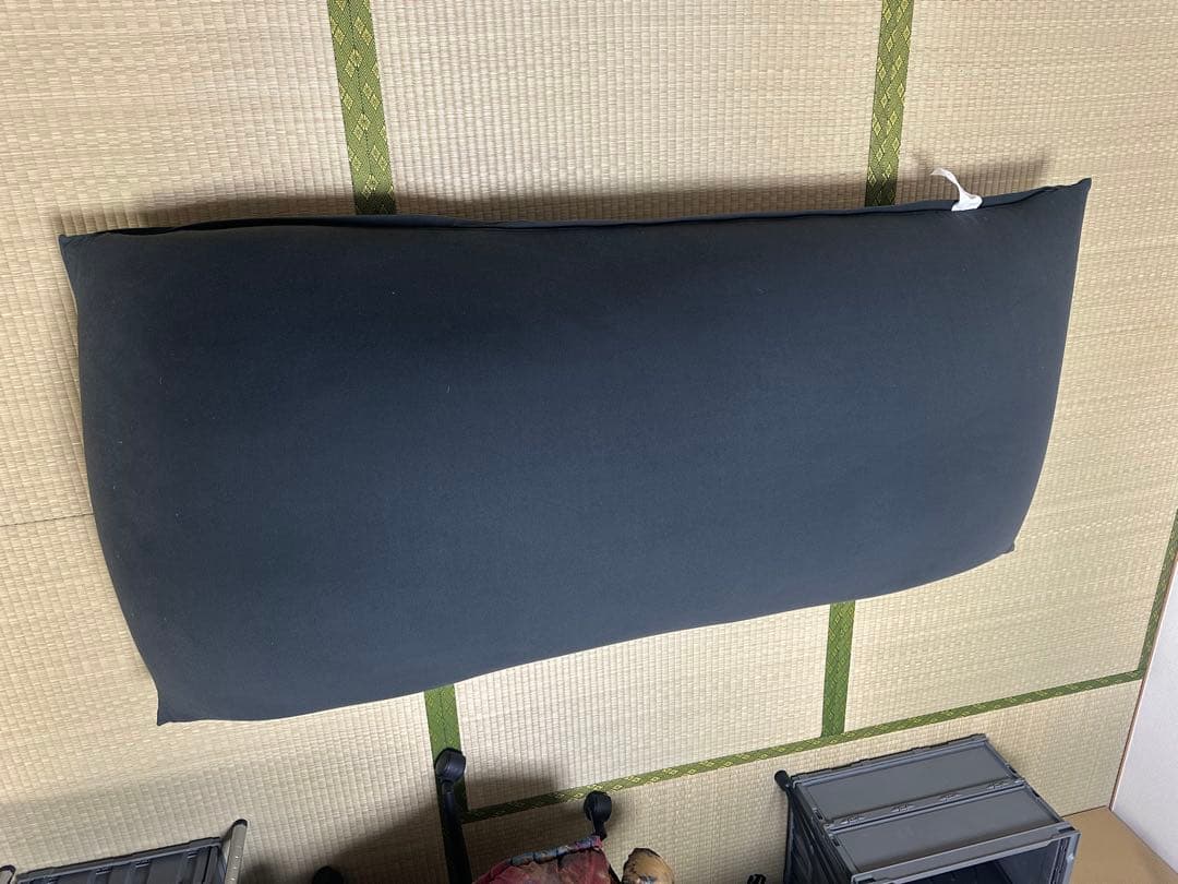 yoibo ブラック ビーズクッション