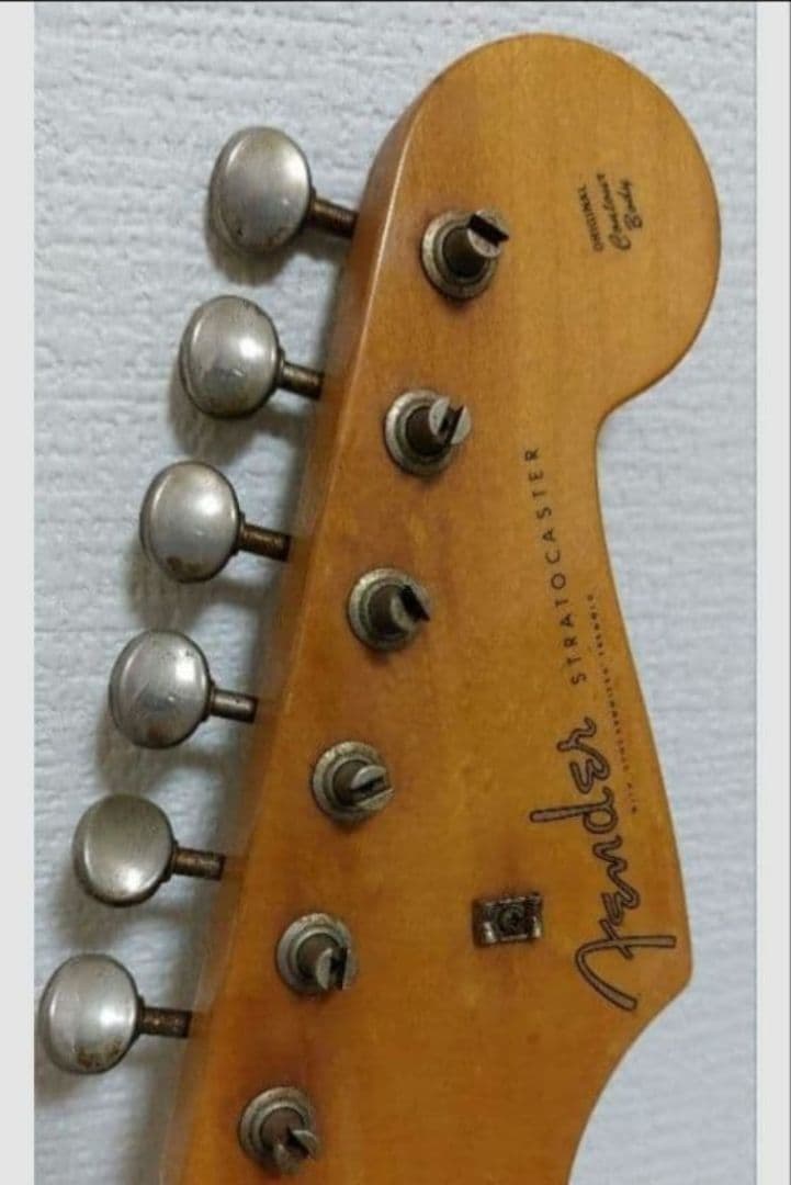 Fender サンバースト & ZOOM PLAYER3030 &コードセット - メルカリ