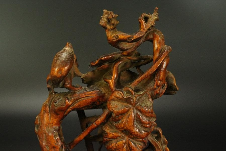 中国美術 高揚木 刻 葡萄栗鼠 置物 高7.7cm(HA383)