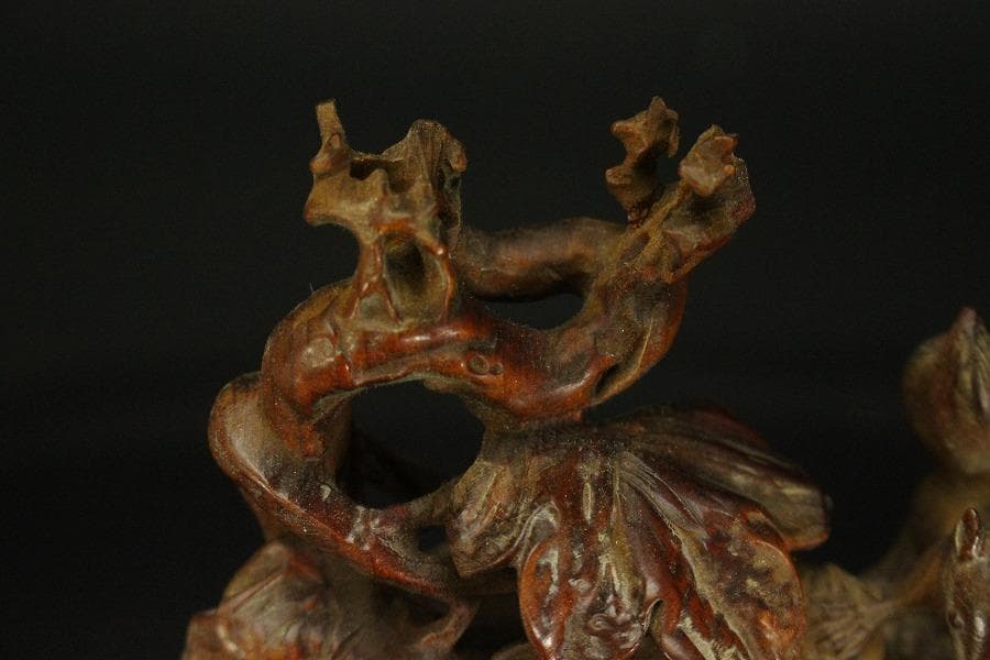 中国美術 高揚木 刻 葡萄栗鼠 置物 高7.7cm(HA383)