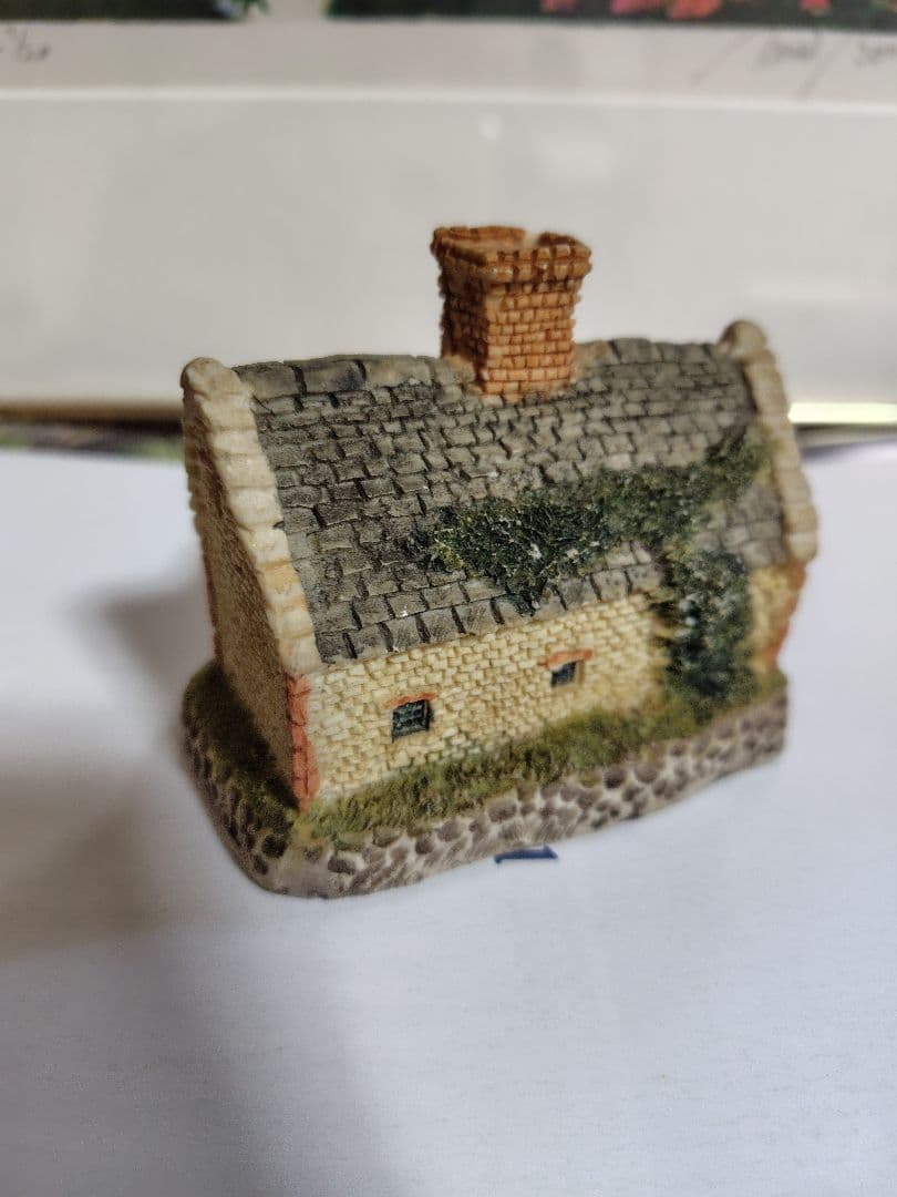 ★英国・リリパットレーン素敵な伝統の石造り家屋 細美な風合い屋根瓦・石積壁