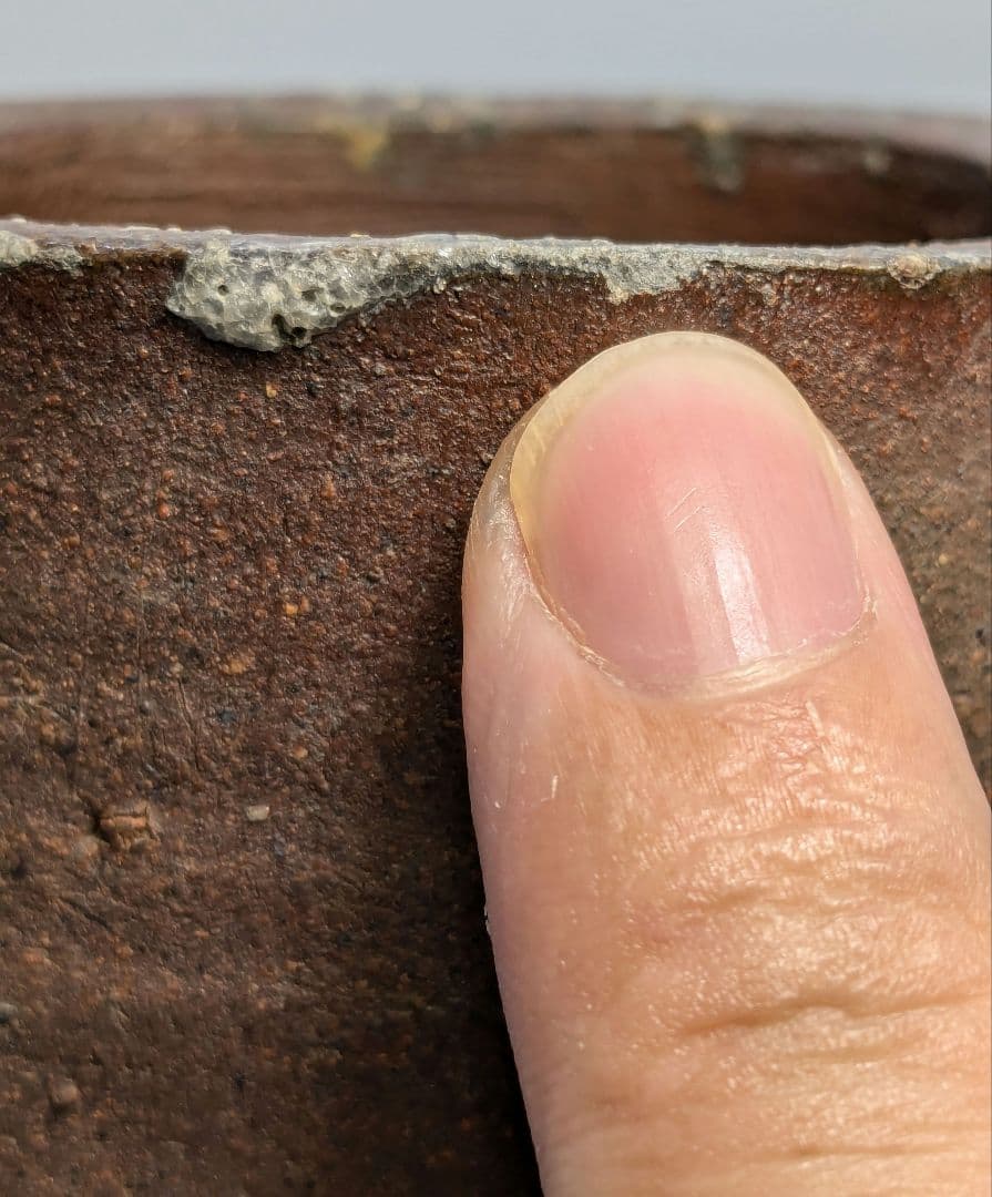 岡山県重要無形文化財 伊勢崎満 備前焼 緋襷四方花入 合箱 花瓶 花器 花生