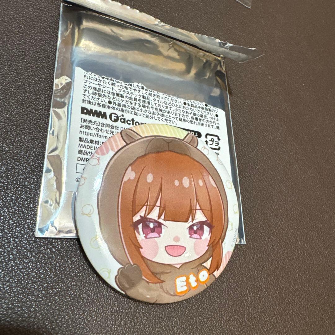 カラフルピーチ えとさん 缶バッジ 東武動物公園 からぴち - メルカリ