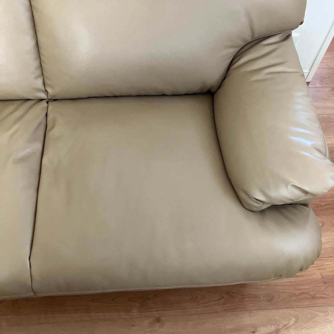 ベージュ 二人掛けソファ 合成皮革