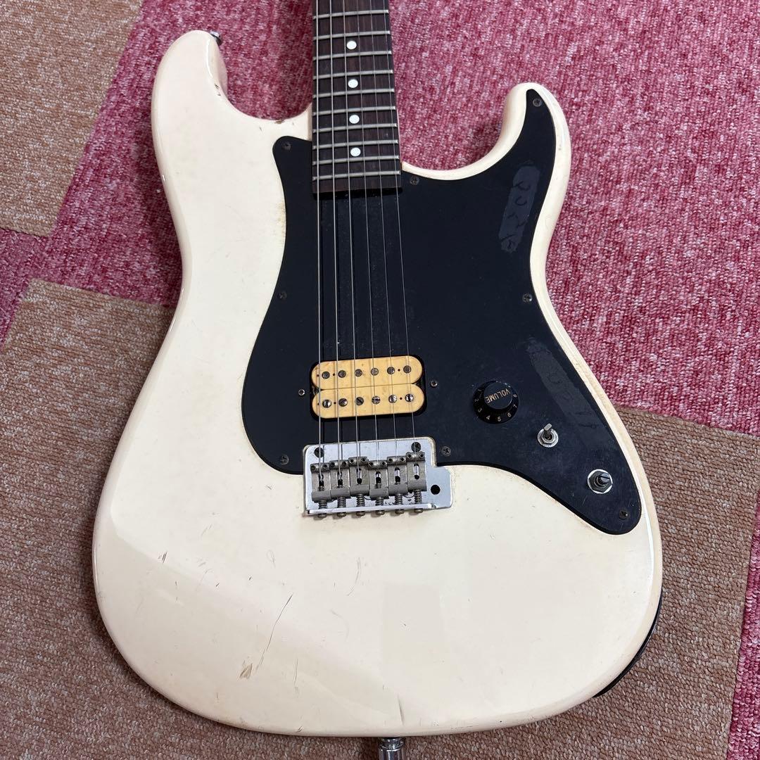 フェルナンデス アラン・ホールズワース モデル - メルカリ