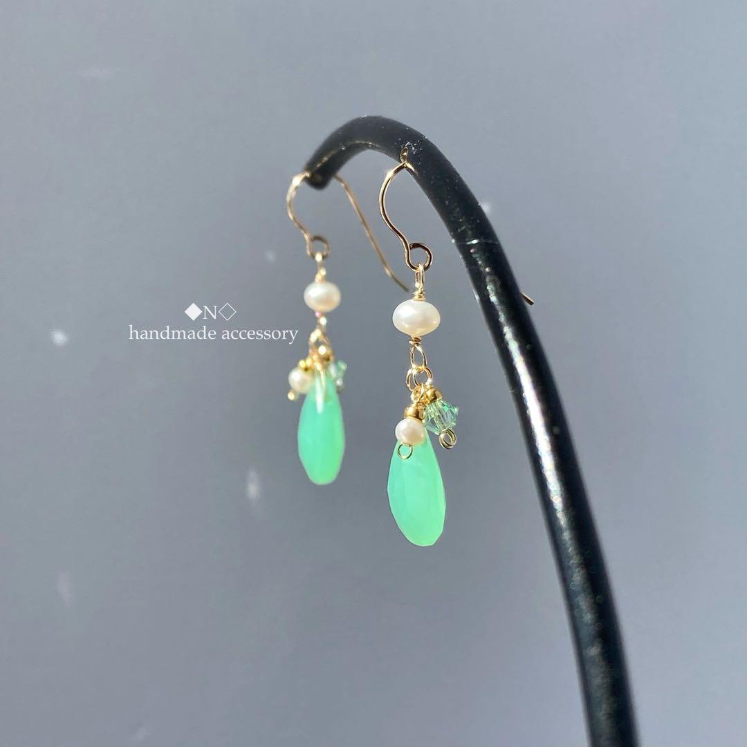 14kgf 宝石質クリソプレーズのピアス 淡水パールとスワロフスキー・クリスタル