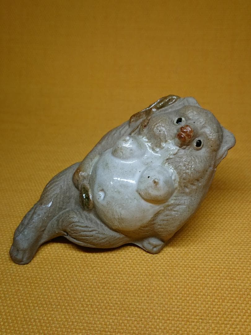 たぬき　陶器　オブジェ　置物　インテリア　工芸品　美術品　A3306