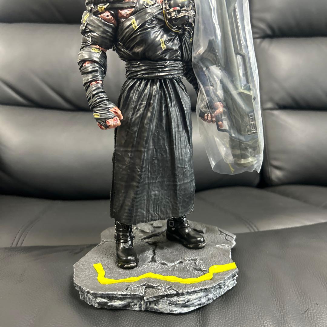 numskull バイオハザード ネメシス フィギュア スタチュー ナムスカル