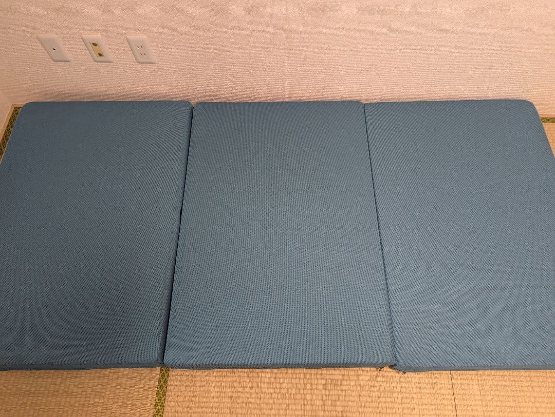 マニフレックス　三つ折り　マットレス