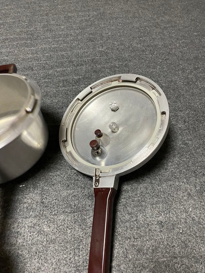 平和アルミ製作所 ヘイワ 圧力鍋 PC-2400 2.4L