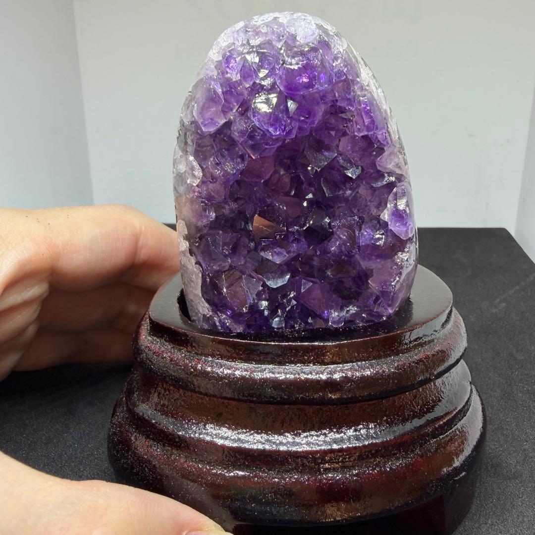 303 アメジストクラスター 【台座付き】 - メルカリ